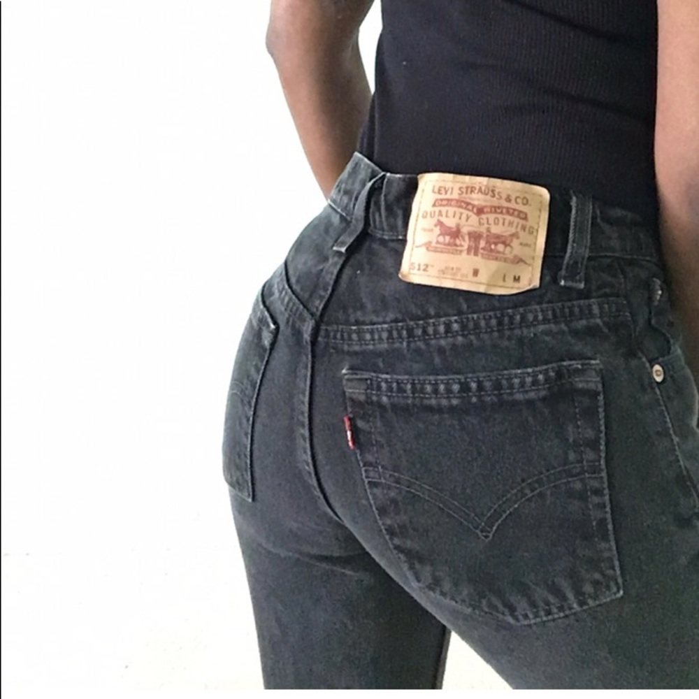 Vintage Levi 512 High Waisted Taper Leg Jean